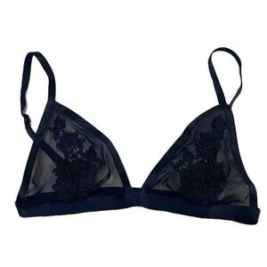 ❤️ 🆕 EXPRESS Lace bralette Top Size Small